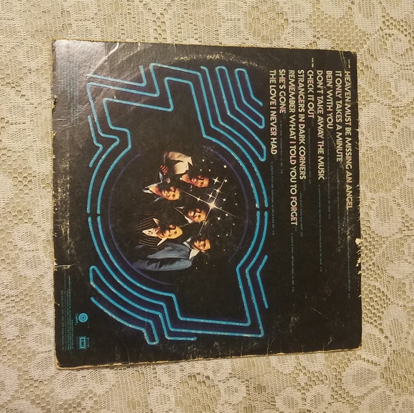 Vintage Tavares Album - Picture 2 of 5